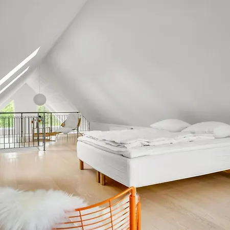 Anelle - 2-5km From The Sea By Interhome