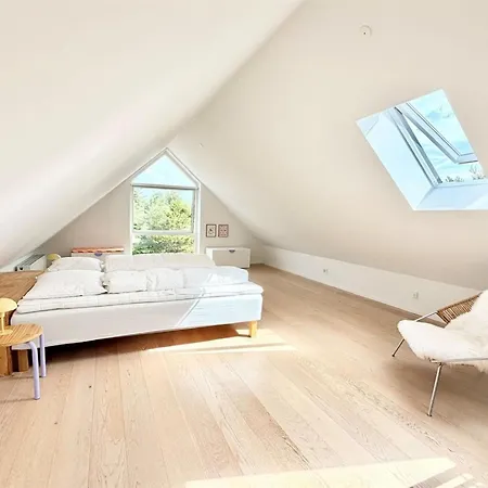 Anelle - 2-5km From The Sea By Interhome *